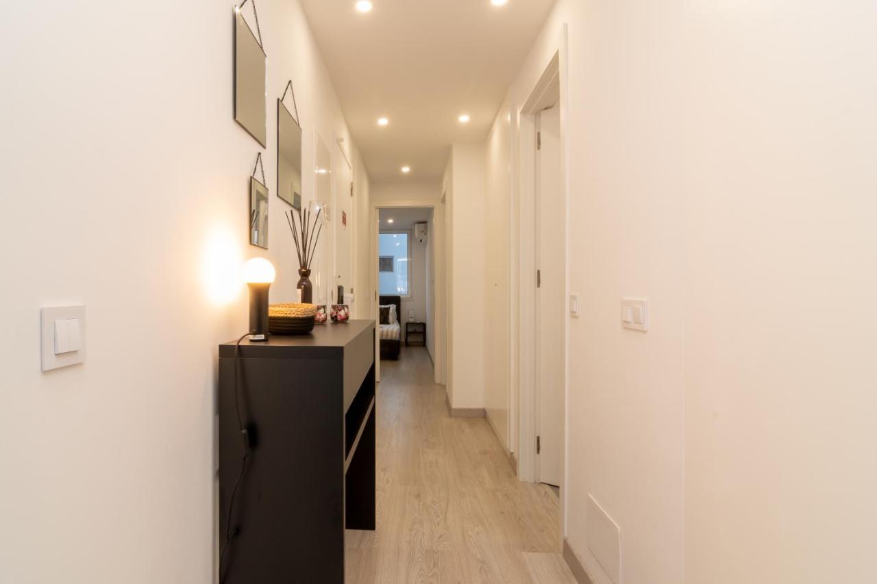 Stylish Apartment W/ River View By Lovelystay โอเอรัช ภายนอก รูปภาพ